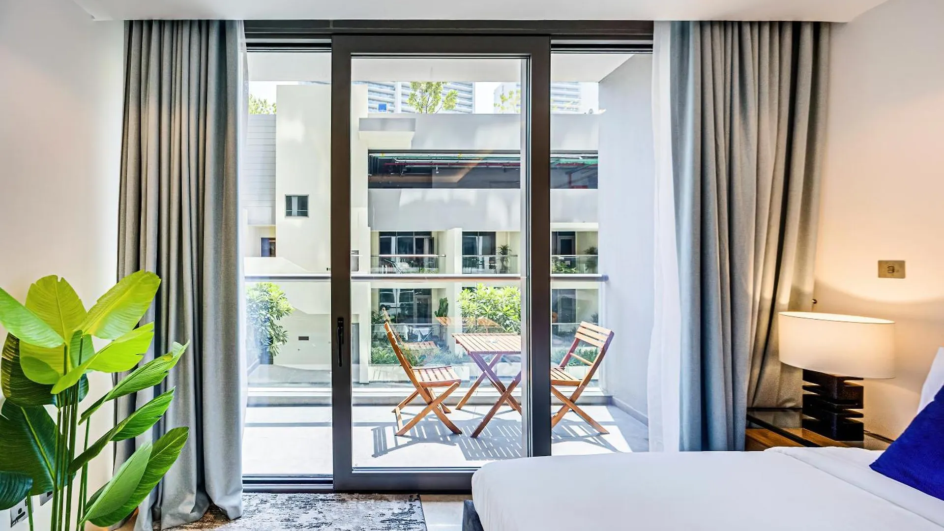 Cute Studio In The Sterling By Omniyat Dubai Apartment